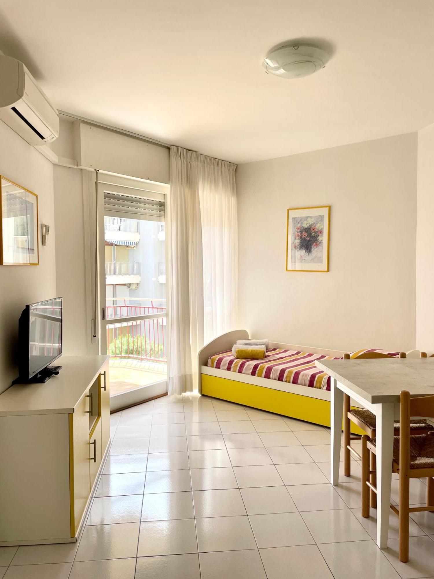 Residence Cristallo 4H Lignano Sabbiadoro Extérieur photo